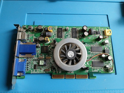 GF4Ti4200.jpg
