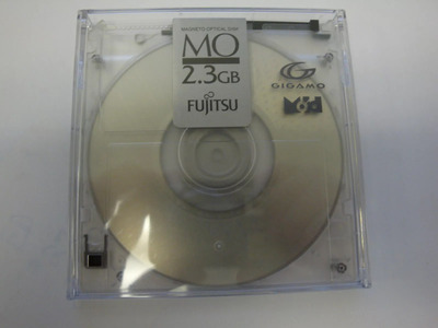 2.3Gb RW MO Disc.jpg