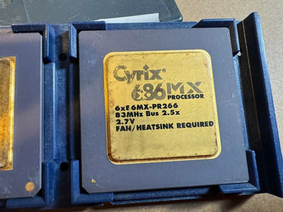 Cyrix 6x86MX PR266.jpg