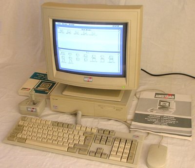 Amstrad_PC5286HD.jpg